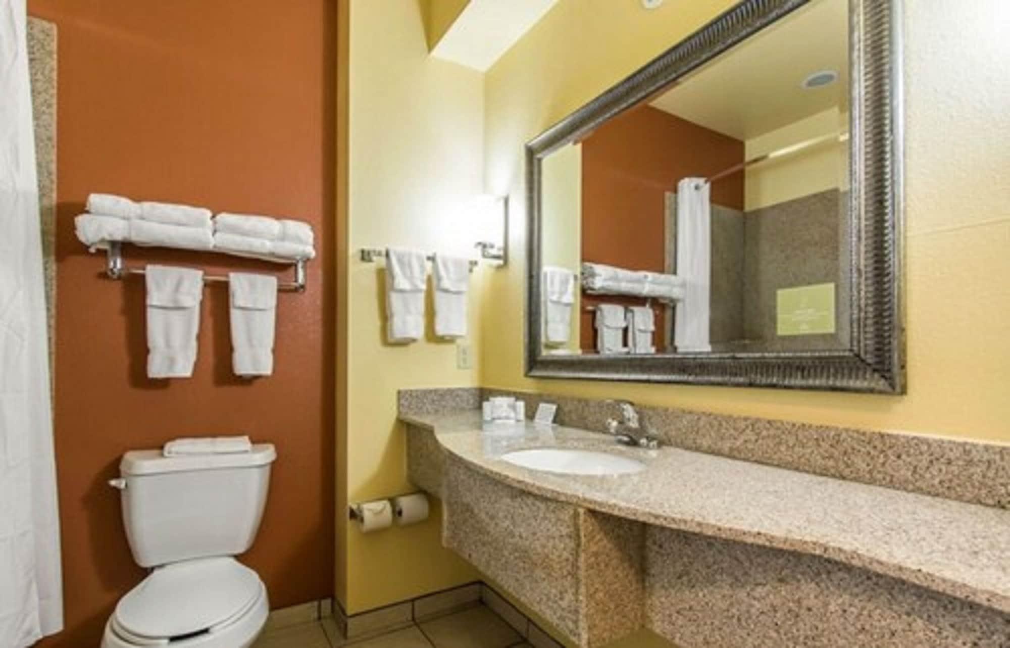Sleep Inn&suites Near U.s. Space&rocket Center Huntsville